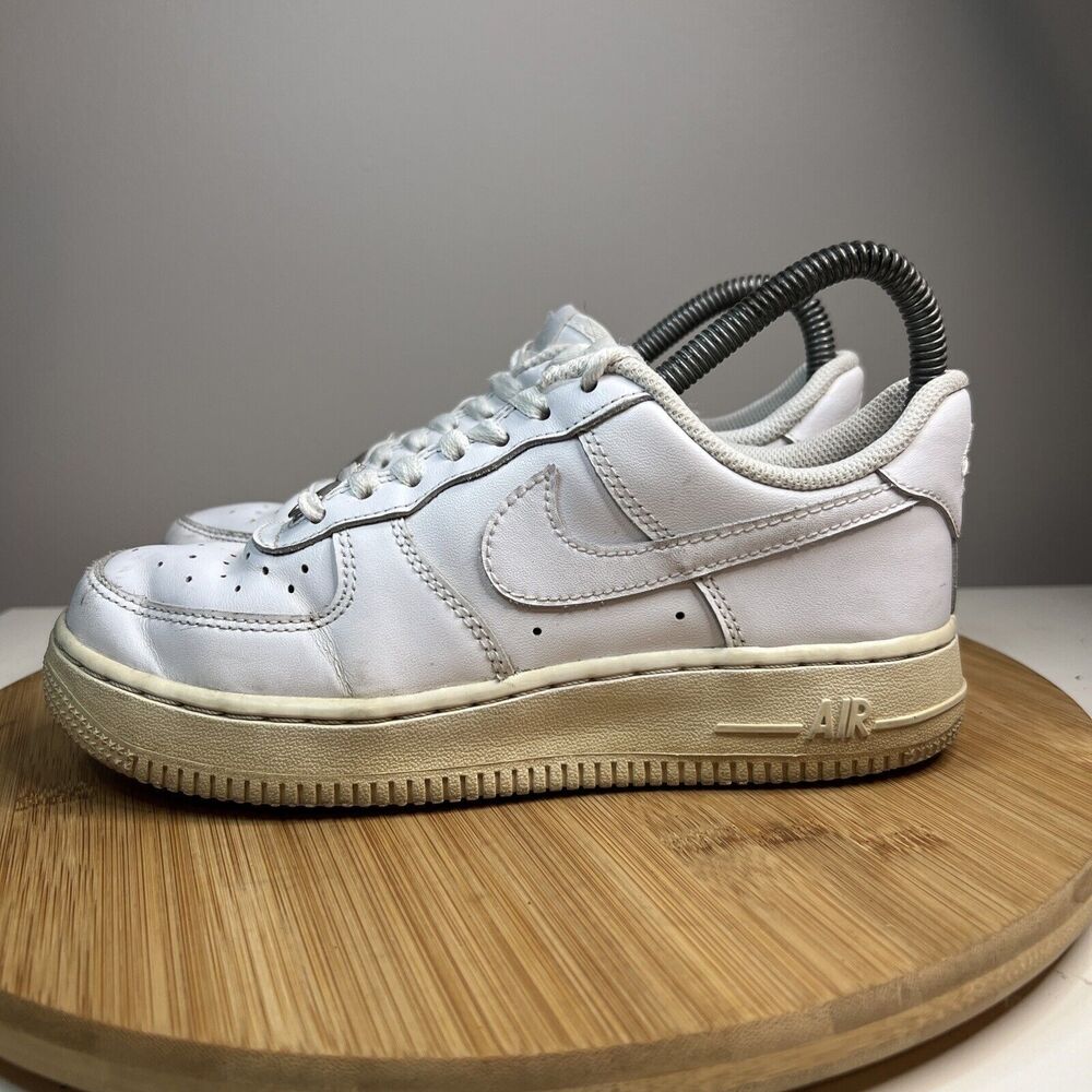 Nike Air Force 1 Womens Size 5.5 Shoes Low '07 White Leather Sneakers 315115-112